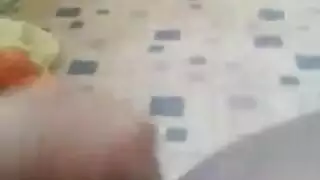 رجل سوري يسيطر على امرأة لبنانية في فيلم إباحي