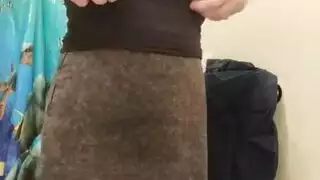 لعبة تلبيس إباحية: تحرش ومداعبة بنات عاريات بشكل صريح