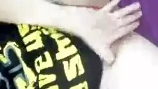 ليلة عيد الميلاد الجنسية الصاخبة: عاهرة شعراء حمراء تأخذ قذف على الوجه