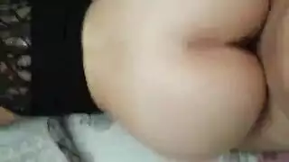 بتمسح خراها