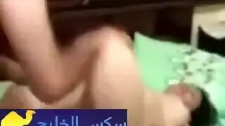 خيال الديوث: تصوير زوجته في علاقة مثلية إباحية عنيفة