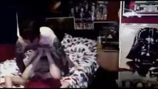 جلسة تفحيط إباحية لطيز المراهقة الآسيوية الإيمو